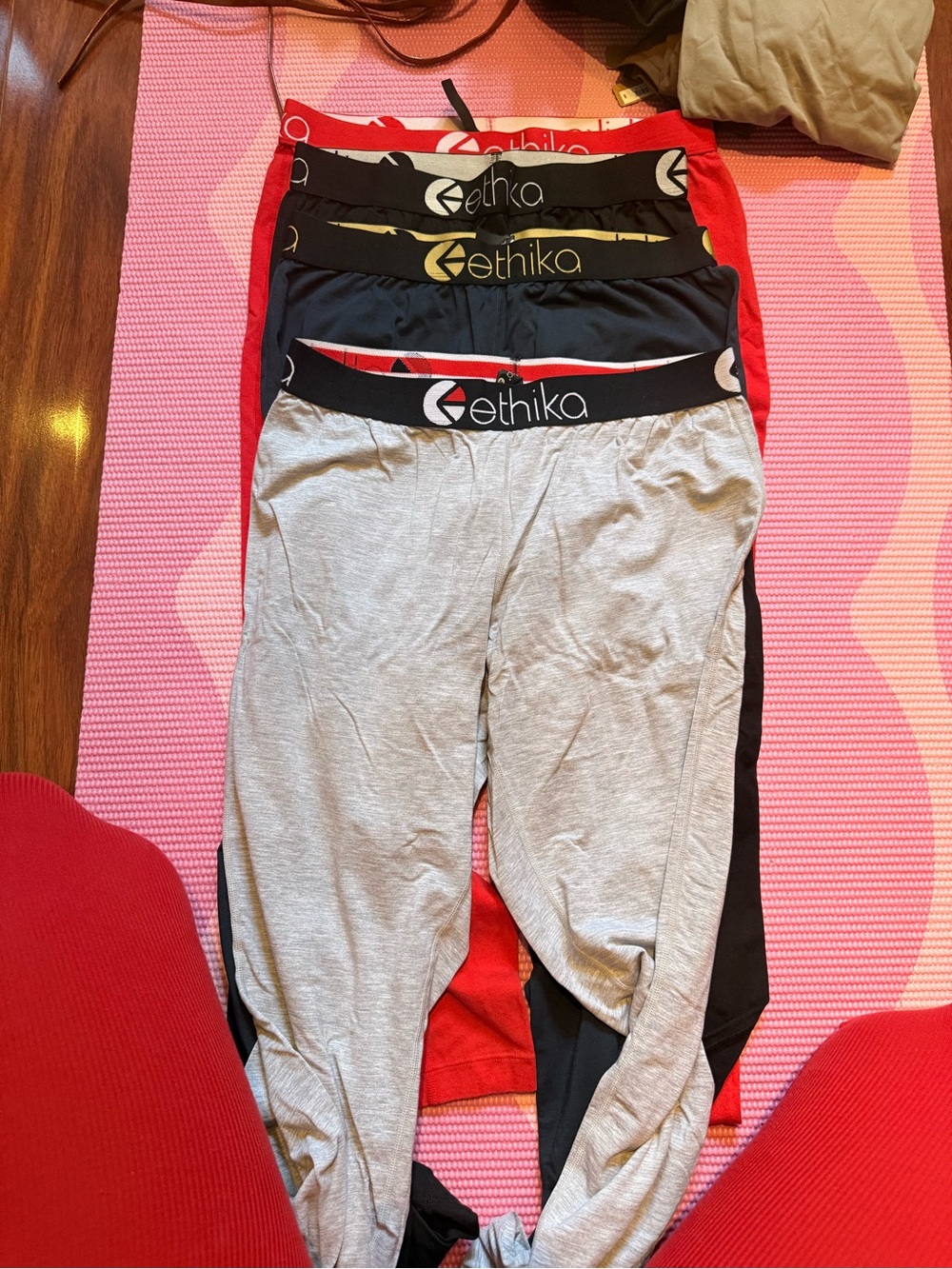 Four pack ethika Leggings in Gray, Black, Red blue